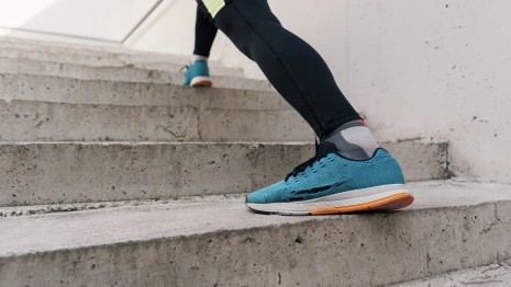 Житель Московской области обманул владимирца при покупке кроссовок на 8 тыс. рублей