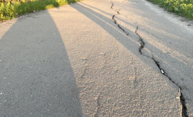 Ужасное состояние дороги в деревне под Кольчугино привело к уголовному делу