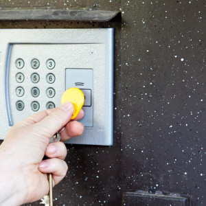 Во Владимирской области мужчина вызвал спасателей из-за сломанного домофона