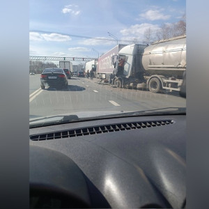 Под Вязниками на трассе М-7 Волга произошло ДТП с участием фур