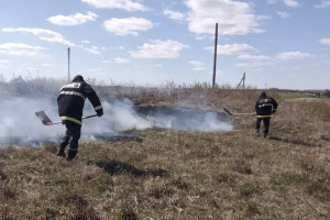 В Суздальском районе дважды за сутки загорелась сухая трава