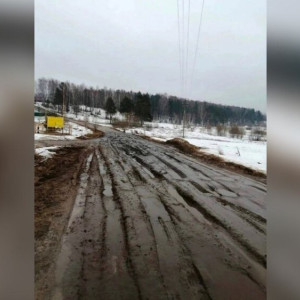 Жители Александрова добились ремонта дороги