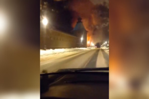 Крупный пожар рядом со Спасо-Евфимиевым монастырем показали на видео