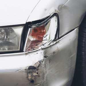 Жителю Юрьев-Польского продали в автосалоне Москвы битую машину за 2,2 млн рублей