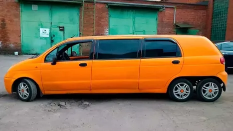 В Коврове на продажу выставили шестиколесный лимузин на базе Daewoo Matiz по цене iPhone