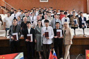 49 студентов из Китая закончили Владимирский госуниверситет