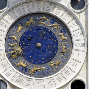 Опасность рядом с козерогами и сомнения у раков. Гороскоп на 29 декабря