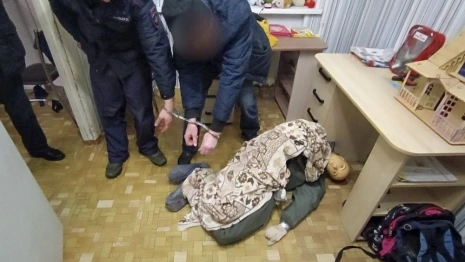 Убившего подругу и спрятавшего труп в чехол от матраса жителя Кольчугино будут судить