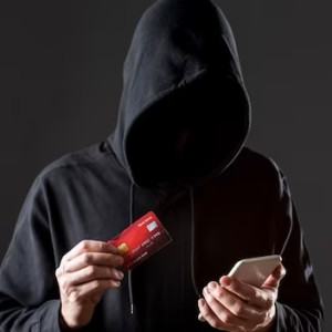 На новогодних каникулах мошенники обманули владимирцев на 1,2 млн рублей