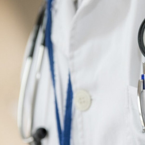 Стали известны зарплаты самых богатых главврачей Владимира