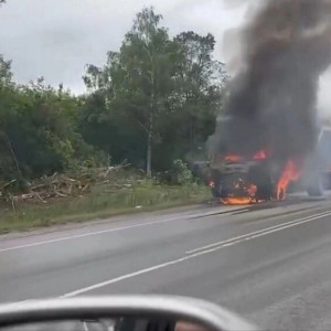 «Почта России» опровергла причастность к компании сгоревшего под Суздалем грузовика