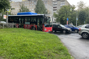 Во Владимире из сотни новых автобусов на маршруты вышли 74