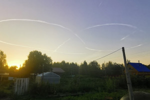 В небе над Владимиром заметили загадочные круги