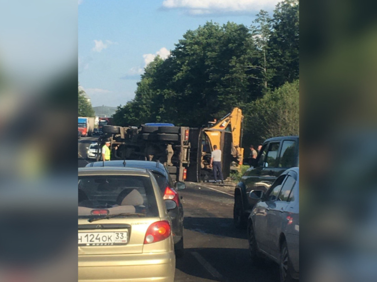 В ДТП с фурой под Муромом 3 человека пострадали и 1 погиб - День во  Владимире