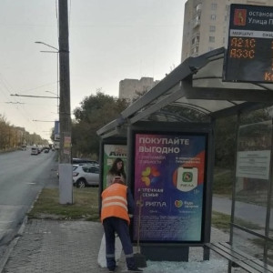 Во Владимире за утро разгромили две остановки