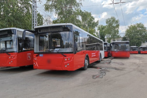 До конца года 7 районов Владимирской области купят новые автобусы и дорожную технику