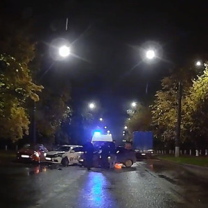 Во Владимире столкнулись такси и две легковушки