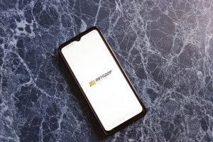 Владимирцам напомнили об исключении приложения «Автодора» из Google Play и App Store