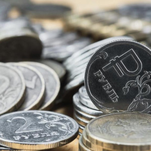 Стало известно, сколько россияне заработают на вкладах в 2025 году