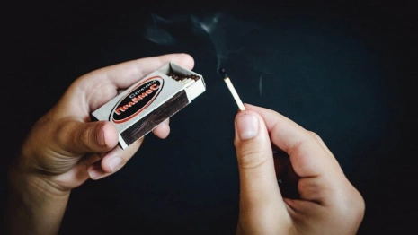 Спаливший машину посетителя кафе житель Коврова пойдет под суд