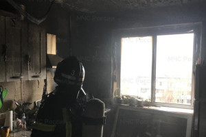 Во Владимире на проспекте Строителей эвакуировали 12 человек из горящего дома