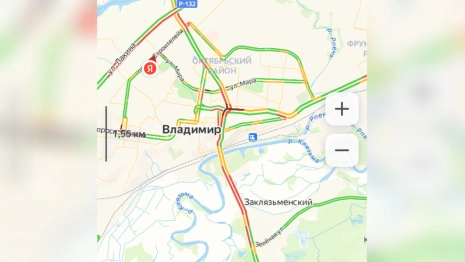 Водители встали в мертвой пробке на Судогодском шоссе во Владимире