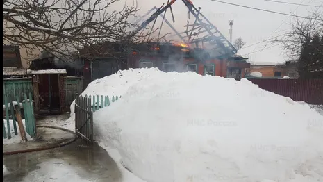 В Александрове загорелся 2-квартирный жилой дом