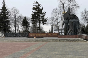 Глава СКР взял под контроль историю с разрушением памятника Победы во Владимире