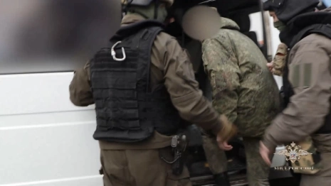 Появилось видео задержания сотрудников пункта отбора на военную службу во Владимире