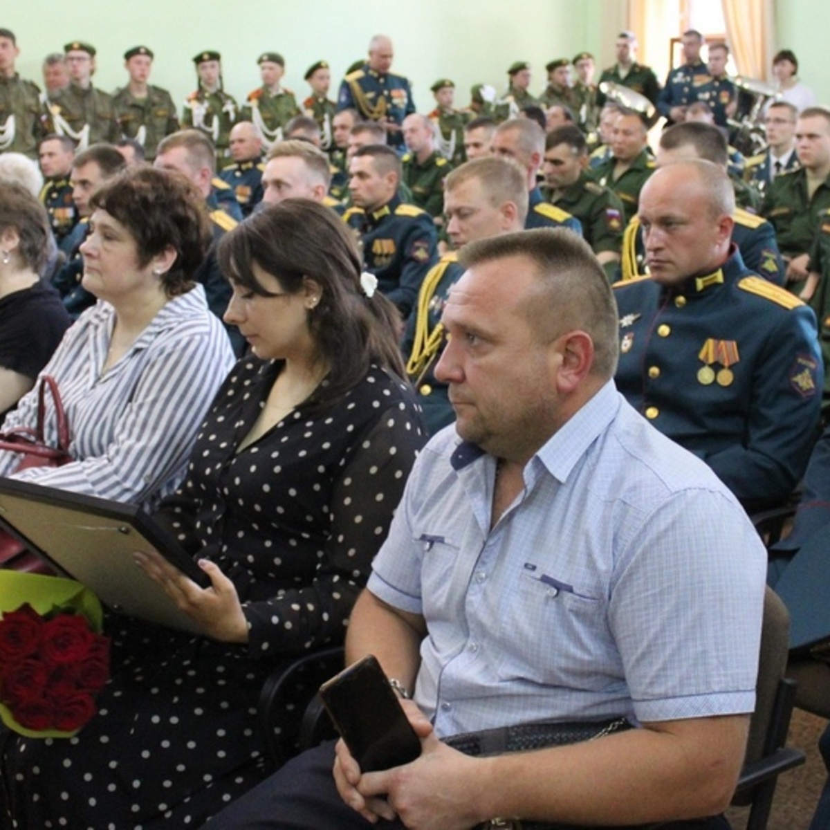 В Коврове родным погибших на Украине военных вручили ордена Мужества - День  во Владимире