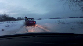 В Камешково 16-летний подросток сбил на машине полицейского и протащил его по дороге