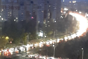 Владимир превратился в сплошную пробку