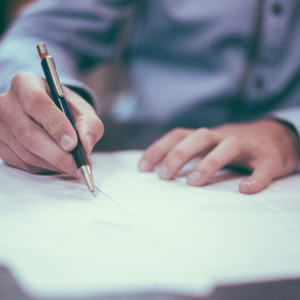 В нотариальных конторах Владимира образовались очереди из мобилизованных