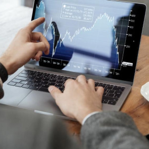 Стало известно, на чем зарабатывали состоятельные инвесторы в 2025 году