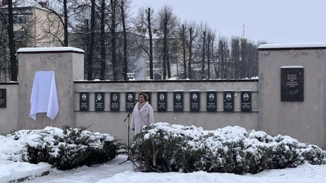 В Камешково открыли мемориальную доску в честь погибших на СВО бойцов