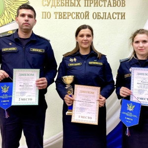 Пристав из Меленковского района стала лучшей в ЦФО