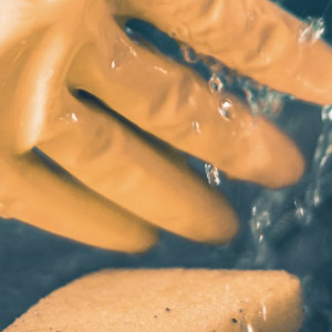 Жителям Владимирской области предложили реже мыть подъезды в домах