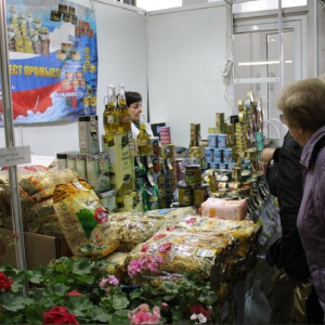 Жителей Владимира пригласили на дегустацию камчатской рыбы и волгоградского меда