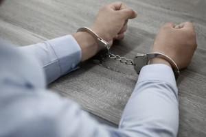 Житель Александрова пойдет под суд за угон авто и угрозы убийством любовнице