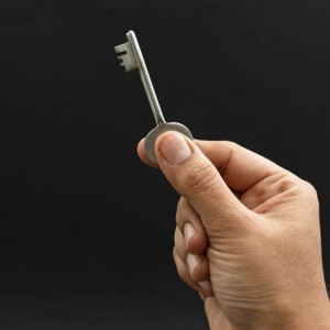 Во Владимирской области чиновников заставили подыскать квартиру сироте 