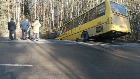 Полиция сообщила об одном пострадавшем в ДТП со школьным автобусом под Киржачом