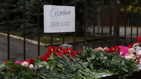 Владимирская область присоединилась к трауру по погибшим в школе Ижевска 