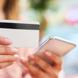 За неделю жители Владимирской области перевели более 38 млн рублей IT-мошенникам