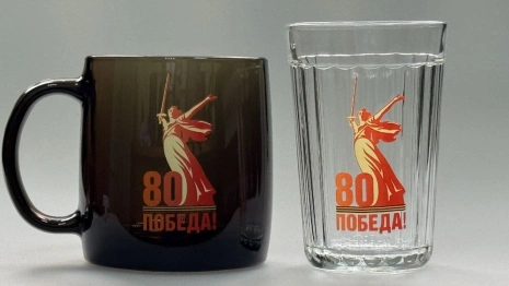 Гусь-Хрустальный завод выпустил уникальные изделия с символикой Великой Победы
