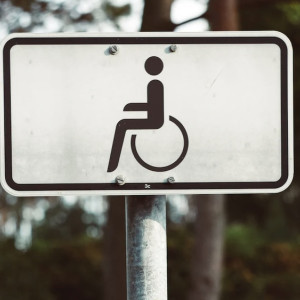 Во Владимирской области инвалиду с болезнью Паркинсона отказались выписывать лекарства