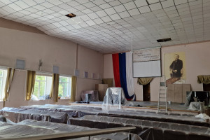 В детскую школу в Александрове купили новые рояль и баян 