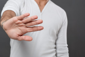 В Гусь-Хрустальном дебошир дал пощечину полицейскому