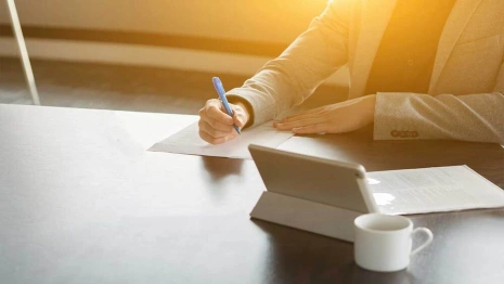 Во Владимире владельца торгового центра оштрафовали за антивоенный плакат