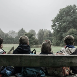 Медики назвали самые частые заболевания среди детей и подростков