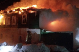 В Вязниках из горящей многоэтажки эвакуировали 8 взрослых и троих детей